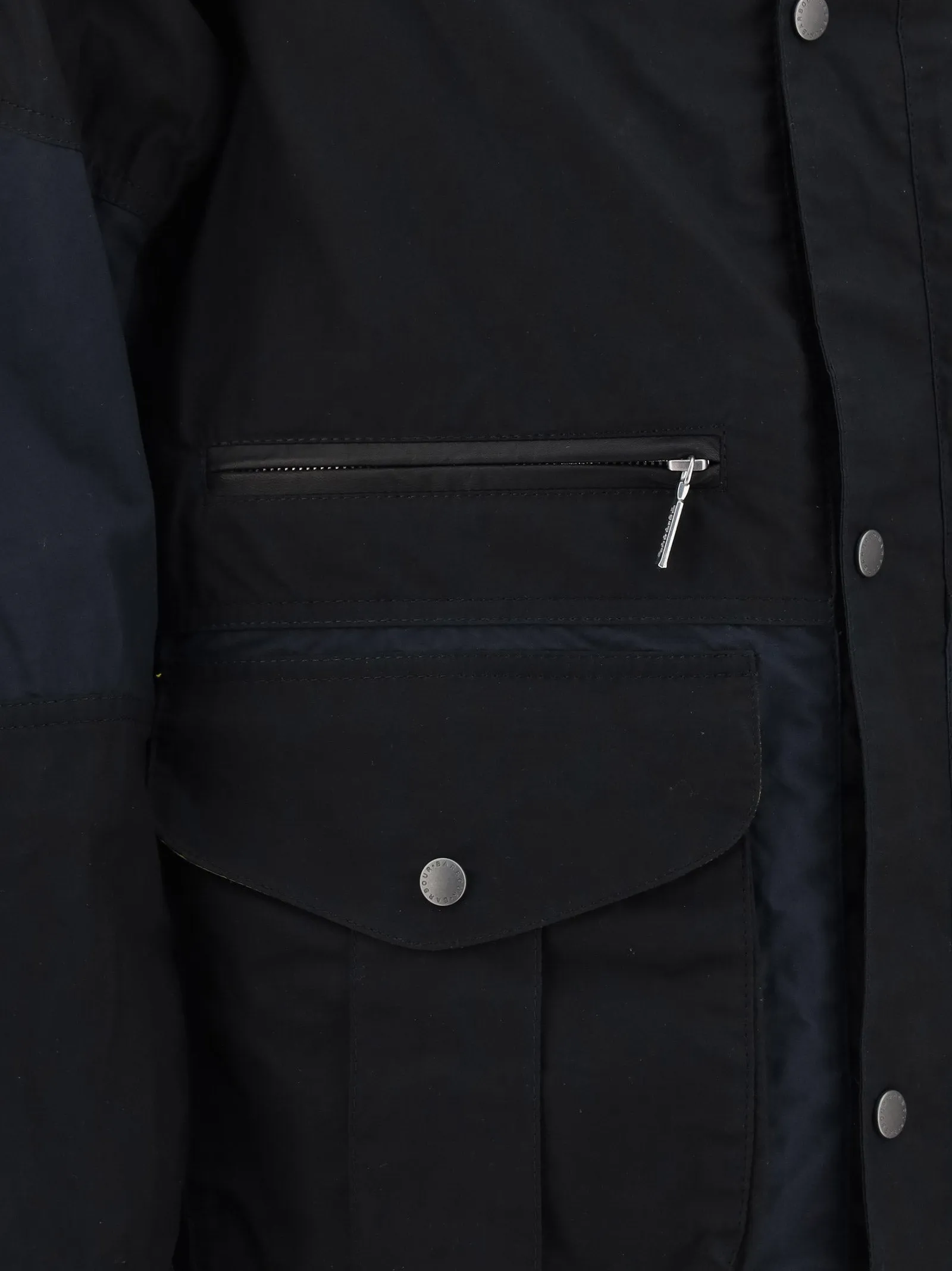 Barbour Buttoned Long-Sleeved Jacket